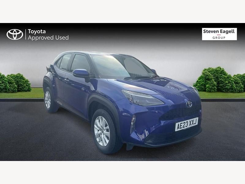 Blue Used 2023 Toyota Yaris Hybrid Hatchback | £19,513 (Expensive) - Image 1/3