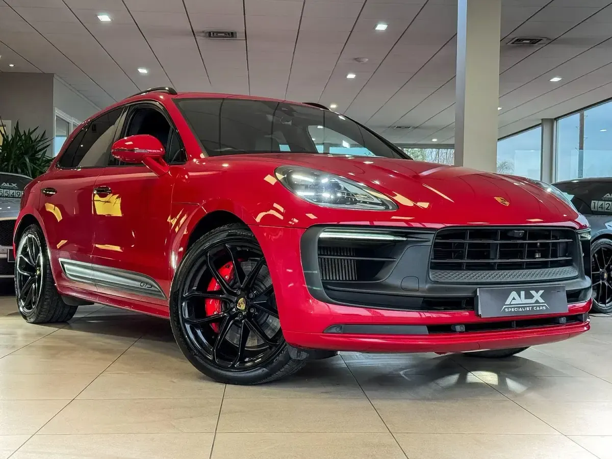 Used Porsche Macan 2022 Red SUV