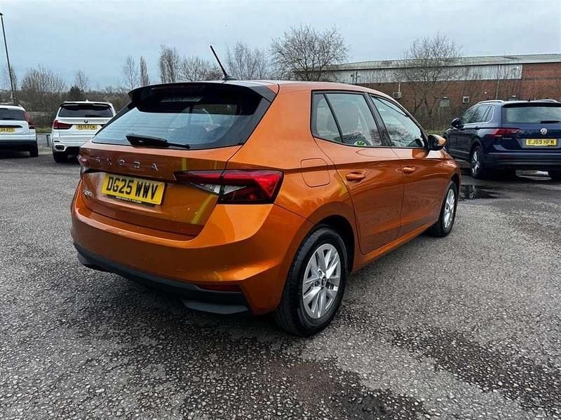 Used Skoda Fabia SE 94 HP (69 kW) 2025 Phoenix orange metallic Hatchback