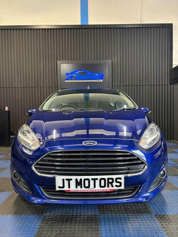 Usado Ford Fiesta Zetec 2016 Azul Citadino