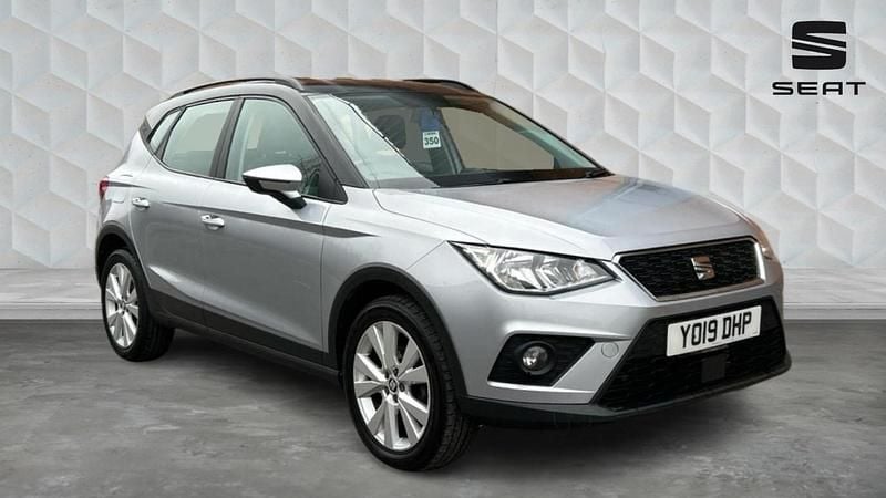 Used Seat Arona SE Technology 115 HP (84 kW) 2019 Silver SUV