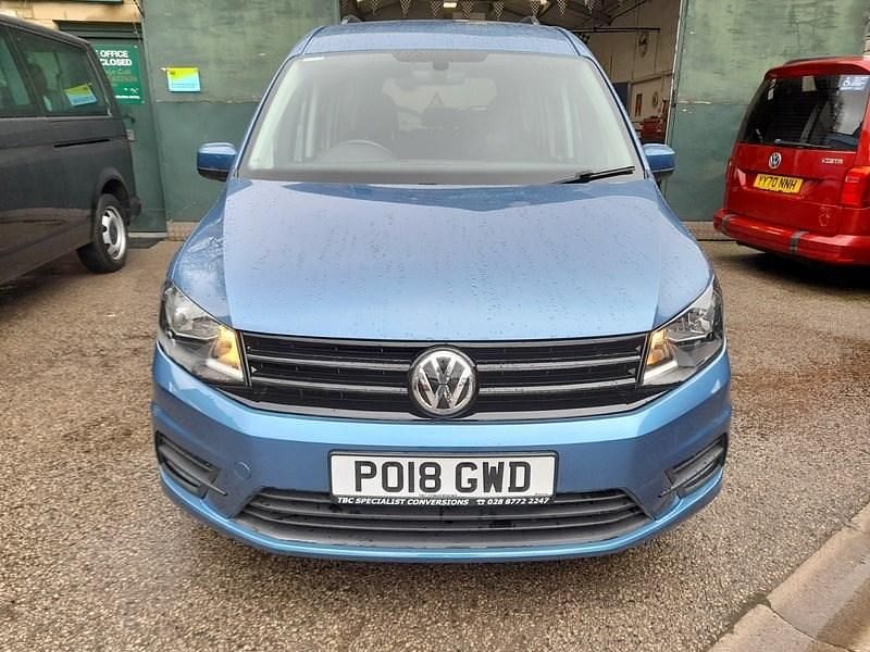 Used VW Caddy Maxi Life Life 102 HP (75 kW) 2018 Blue MPV