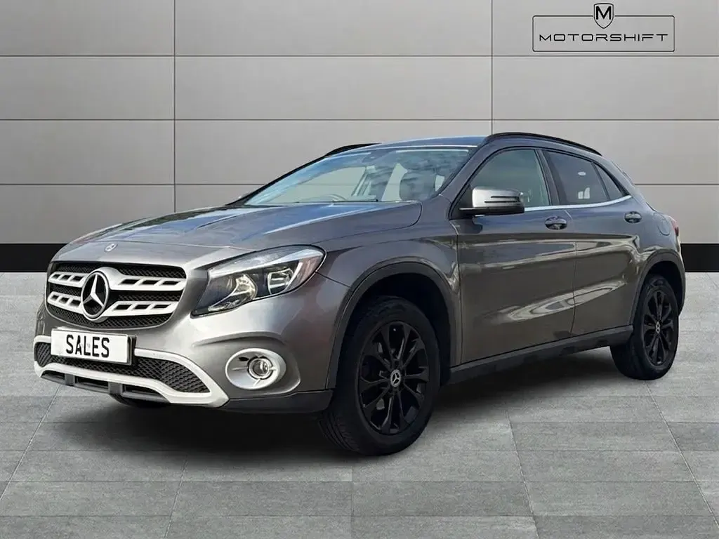 Used Mercedes GLA200 SE 136 HP (100 kW) 2017 Grey SUV
