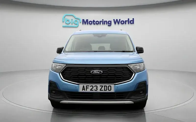 Used Ford Tourneo Connect Active 122 HP (89 kW) 2026 MPV