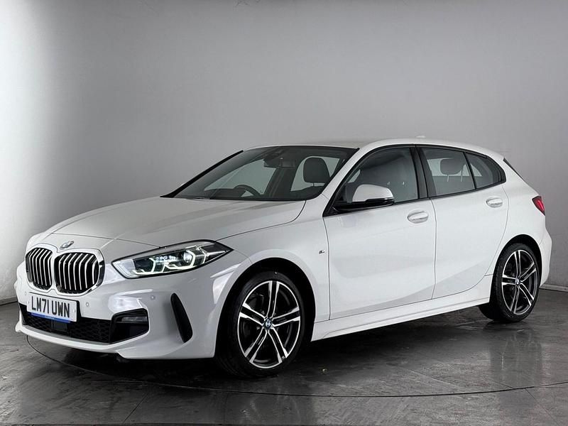 Used BMW 118 M Sport 136 HP (100 kW) 2021 White Hatchback