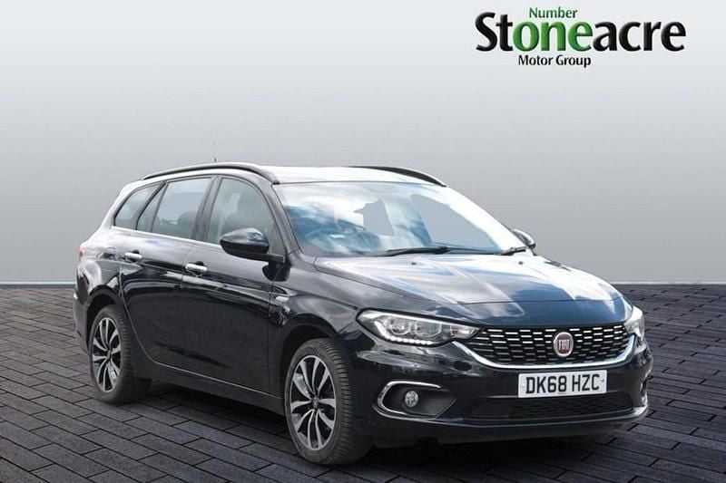 Black Used 2018 Fiat Tipo Lounge Estate | £7,995 (Fair price) - Image 1/1