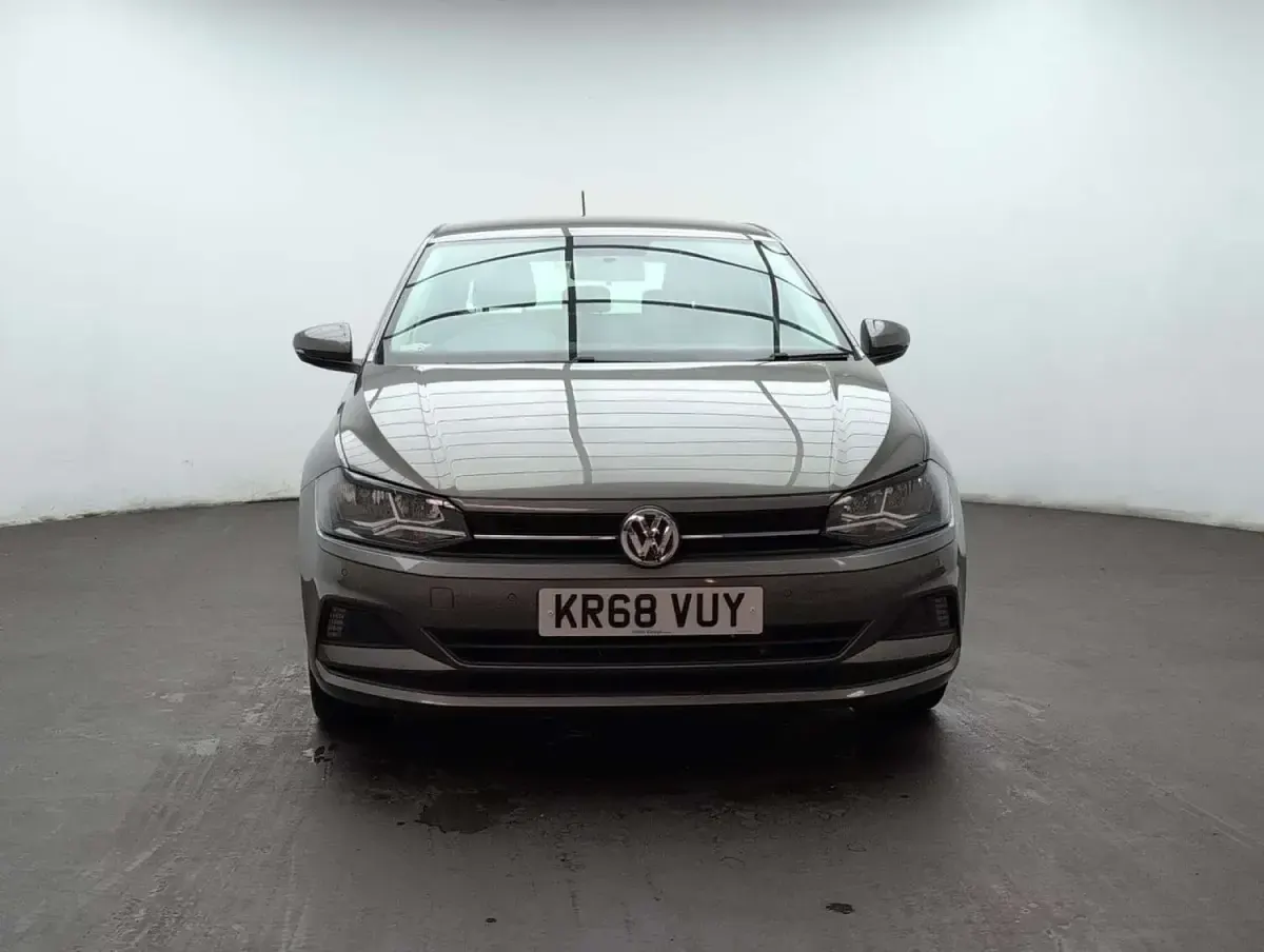 Used VW Polo SE 95 HP (69 kW) 2018 Grey Hatchback