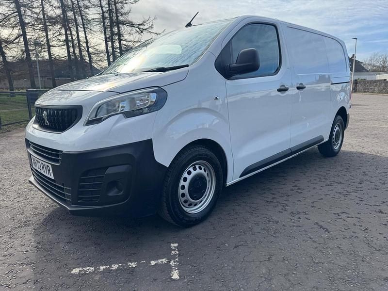 Second-hand Peugeot Expert Premium 2023 Alb Van