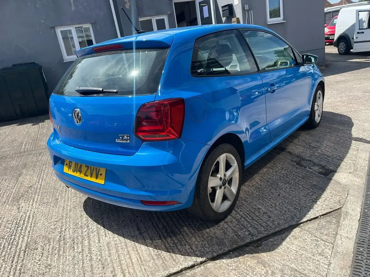 Used VW Polo SEL 2014 Blue Hatchback