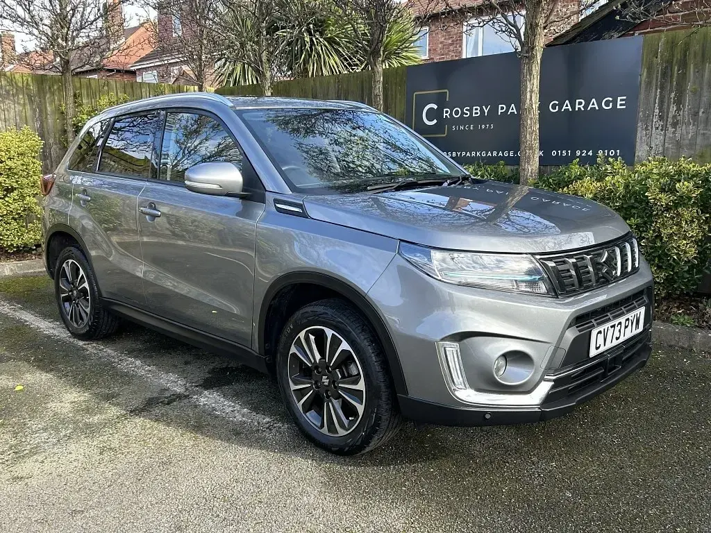 Second-hand Suzuki Vitara SZ5 140 CP (102 kW) 2023 Gri SUV