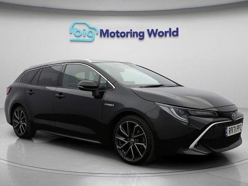 Black Used 2021 Toyota Corolla Estate | £17,200 (Fair price) - Image 1/4