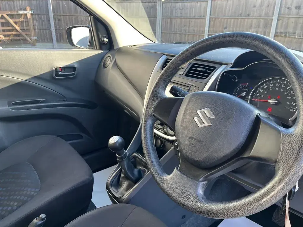 Used Suzuki Celerio SZ3 68 HP (50 kW) 2015 Silver Hatchback