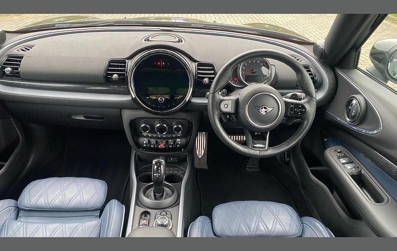 Usado Mini John Cooper Works Clubman 306 HP (225 kW) 2022 Preto Carrinha