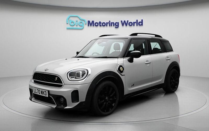 Used Mini Cooper S Classic 220 HP (161 kW) 2021 Silver Hatchback