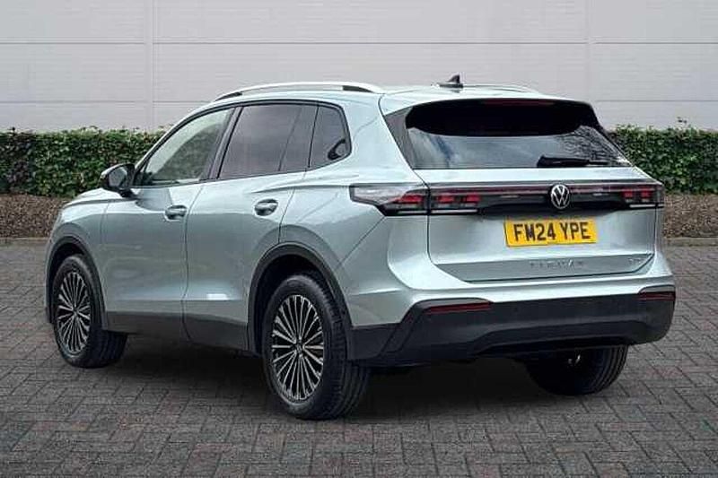Used VW Tiguan Match 130 HP (95 kW) 2024 Silver SUV