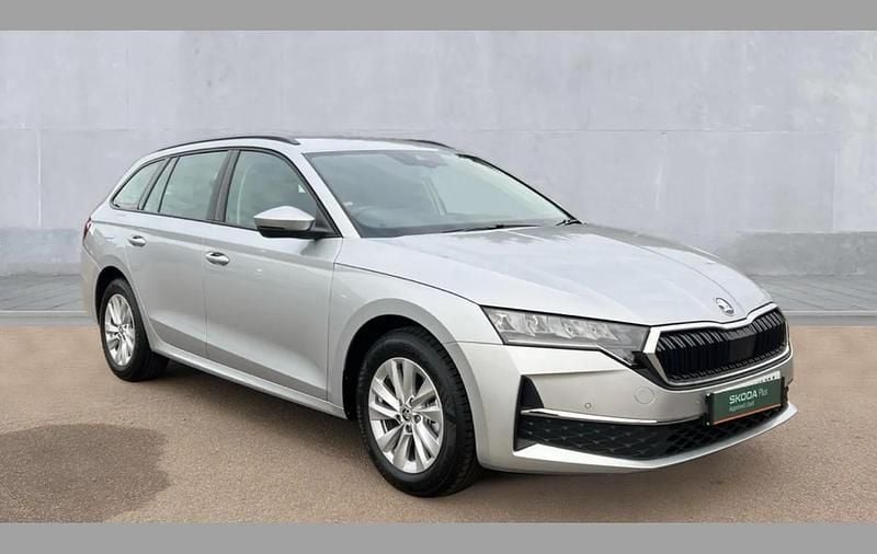 Silver New 2024 Skoda Octavia SE Technology Estate | £24,350 (Super price) - Image 1/4