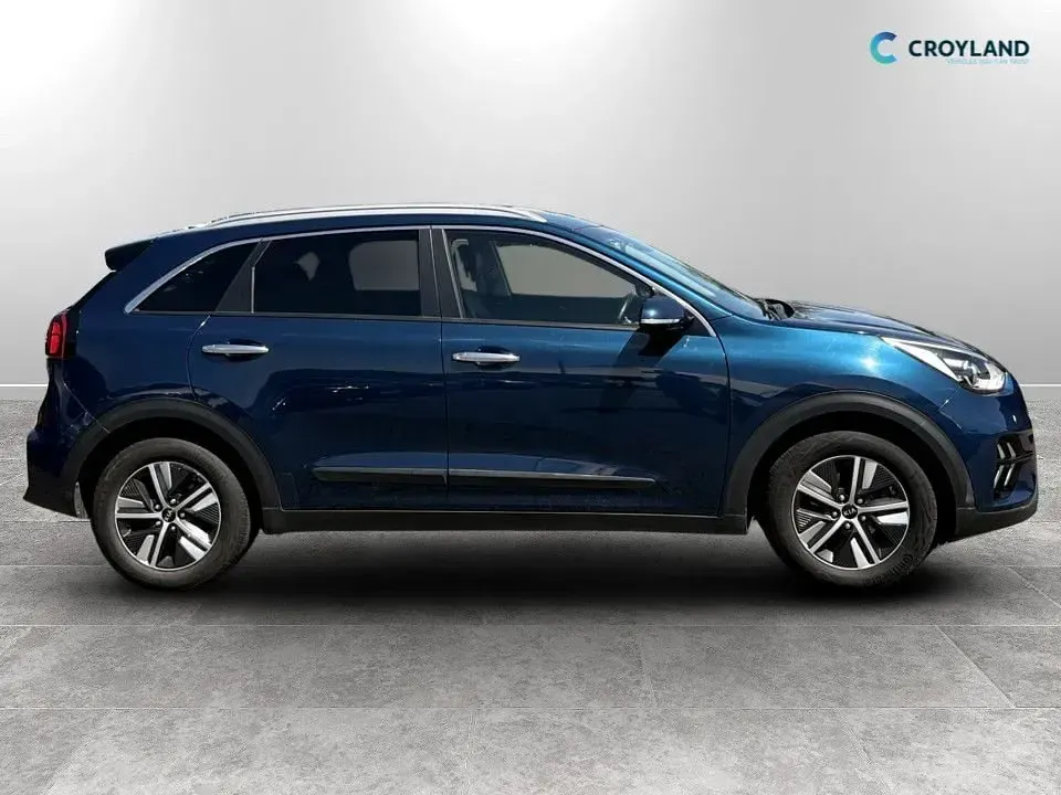 Used Kia Niro 139 HP (102 kW) 2020 Blue SUV