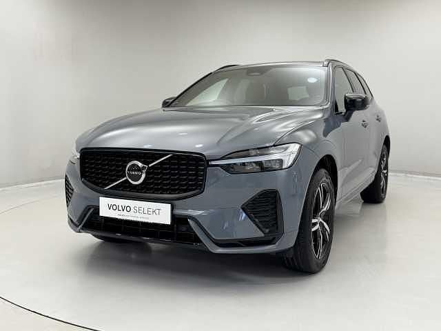 Usado Volvo XC60 R-Design 194 HP (142 kW) 2022 SUV