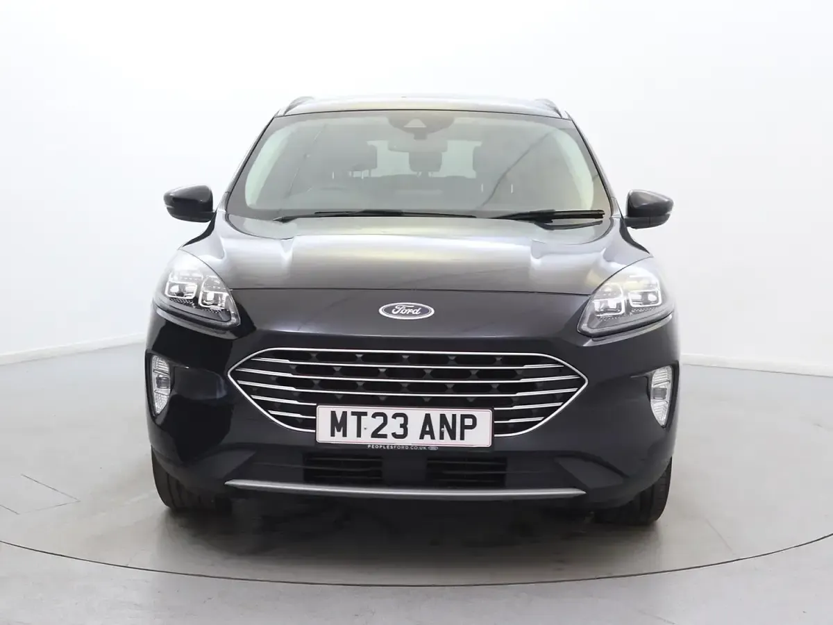 Used Ford Kuga Titanium 150 HP (110 kW) 2023 Black SUV