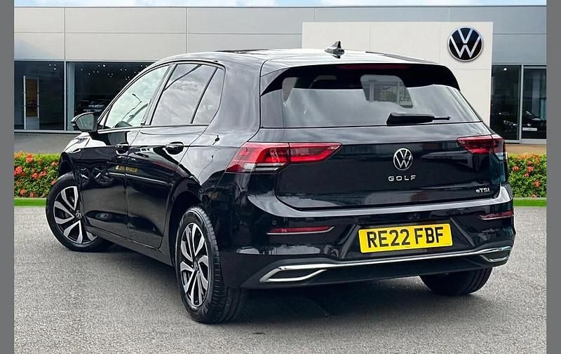 Used VW Golf VIII Active 130 HP (95 kW) 2022 Black Hatchback