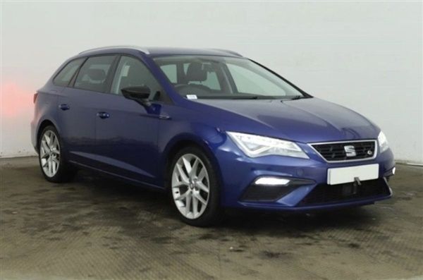 Blue Used 2018 Seat Leon ST FR Estate | £9,985 (Fair price) - Image 1/2
