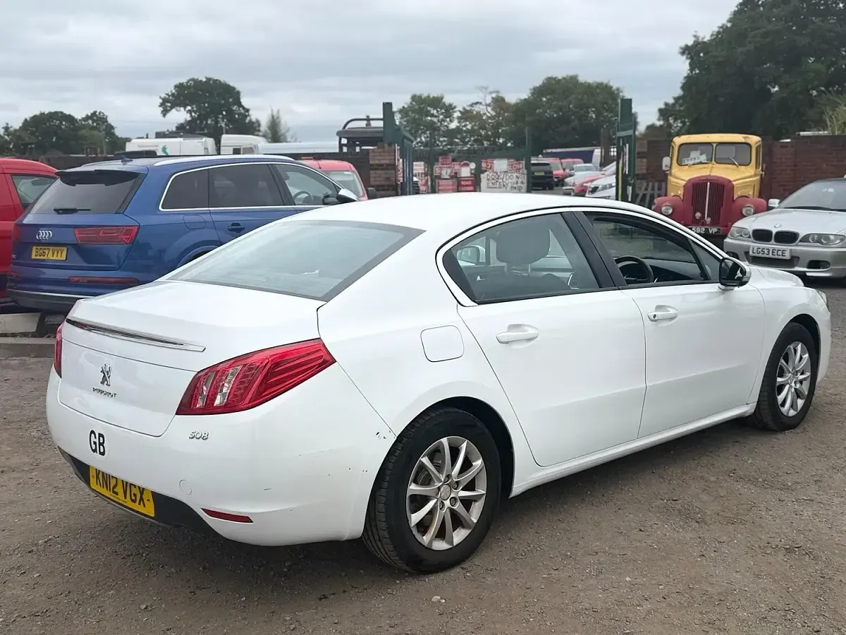 Used Peugeot 508 2012 White Sedan
