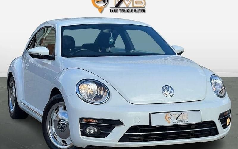 Used VW Beetle Design 150 HP (110 kW) 2016 White Hatchback
