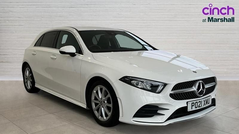 Used Mercedes A180 AMG line 136 HP (100 kW) 2021 White Hatchback