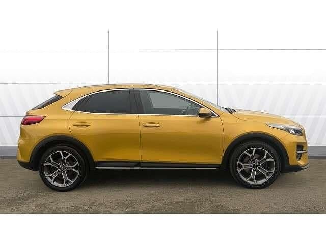 Used Kia XCeed 118 HP (86 kW) 2020 Yellow SUV