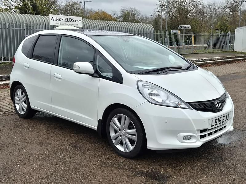 White Used 2015 Honda Jazz EX Hatchback | £7,999 (Good price) - Image 1/4