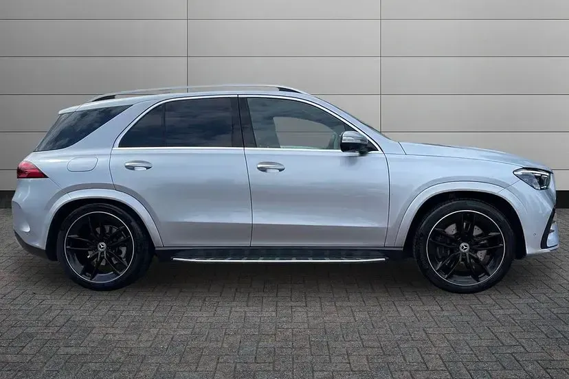 Used Mercedes GLE400 AMG line 375 HP (275 kW) 2023 Silver SUV