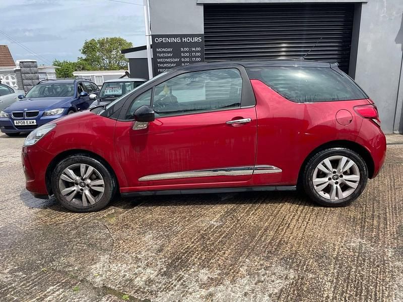 Used Citroën DS3 Style 90 HP (66 kW) 2011 Red Hatchback