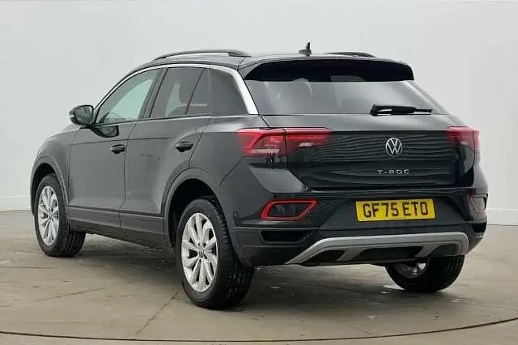 Used VW T-Roc Match 150 HP (110 kW) 2025 Black SUV