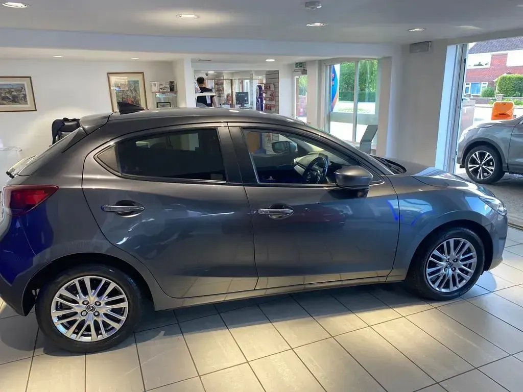 Used Mazda 2 Inclusive 90 HP (66 kW) 2020 Grey Hatchback