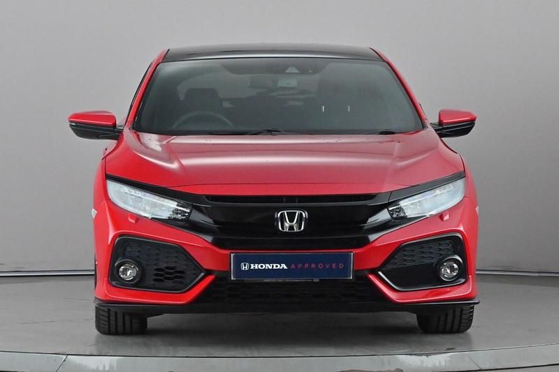 Used Honda Civic Sport Plus 182 HP (133 kW) 2017 Red Hatchback