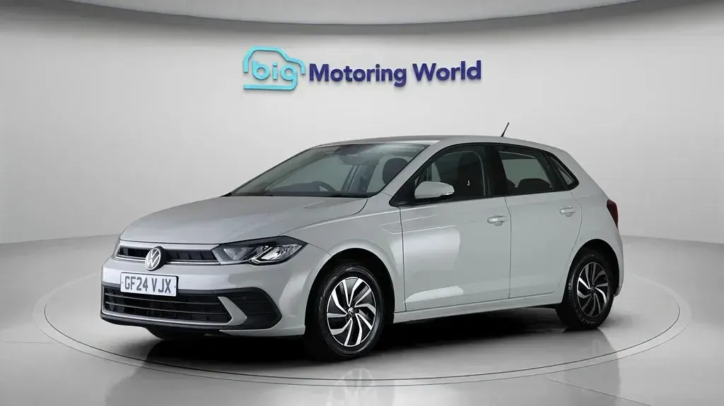 Usado VW Polo S 95 HP (69 kW) 2024 Cinzento Citadino