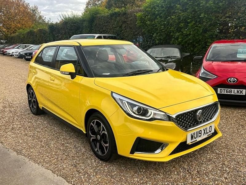 Yellow Used 2019 MG MG3 Exclusive Hatchback | £8,199 (Fair price) - Image 1/4