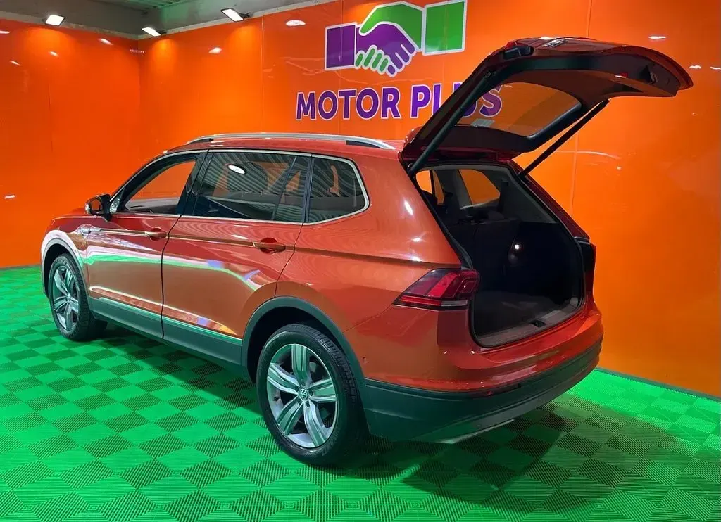 Used VW Tiguan Allspace Match 150 HP (110 kW) 2020 Orange SUV