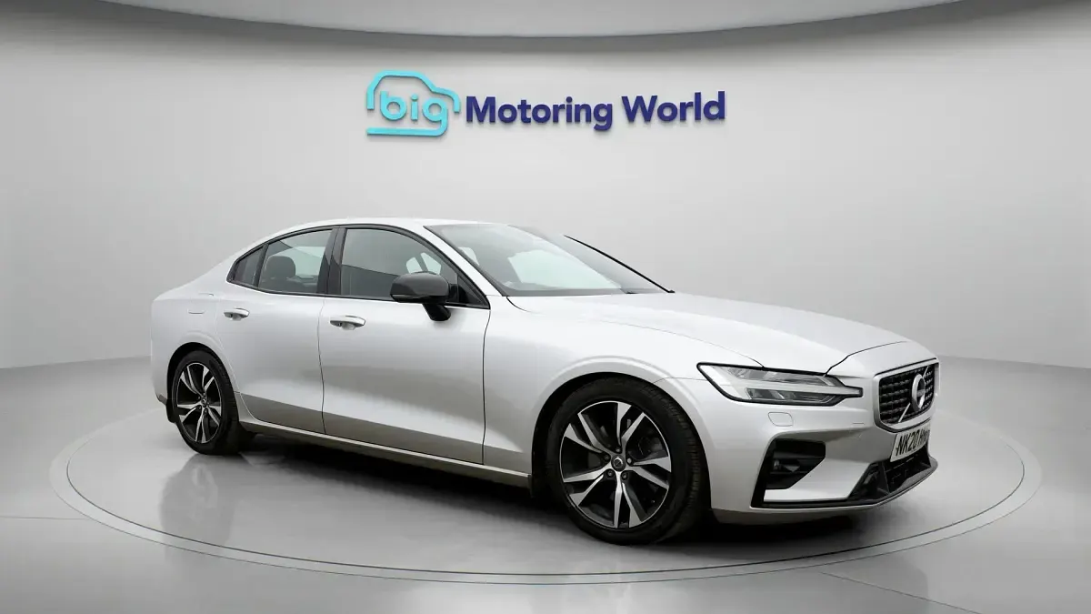 Used Volvo S60 R-Design 250 HP (183 kW) 2019 Sedan
