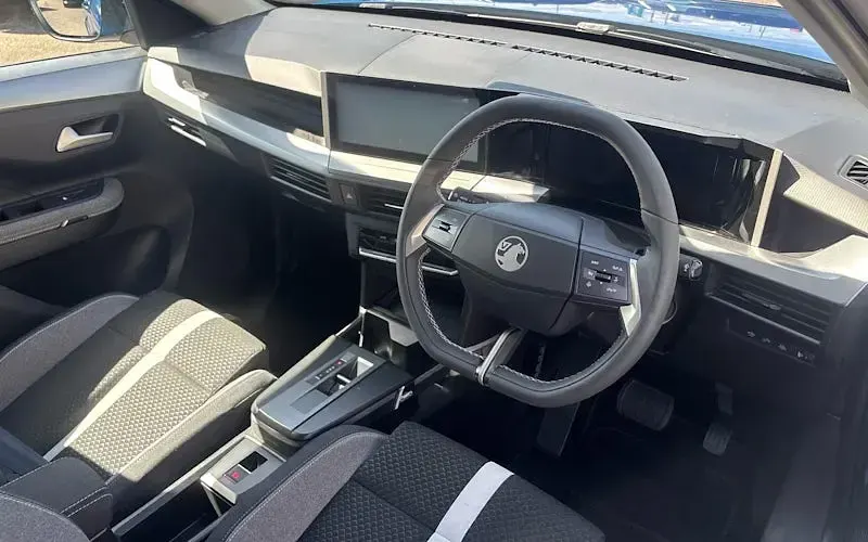 Used Vauxhall Frontera 83 kW (113 HP) 2025 Blue SUV