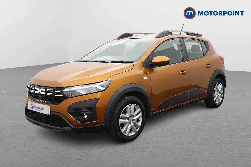 Begagnad Dacia Sandero Expression 2023 Orange Halvkombi