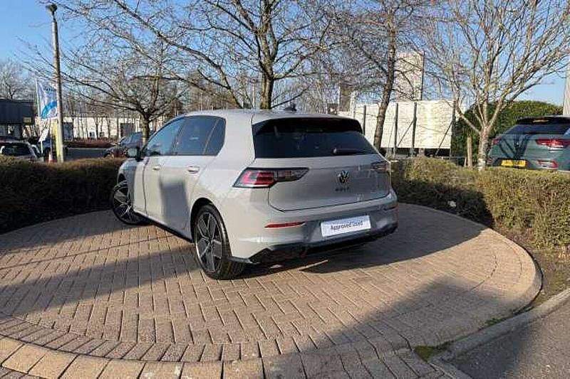 Nowe VW Golf VIII 150 KM (110 kW) 2025