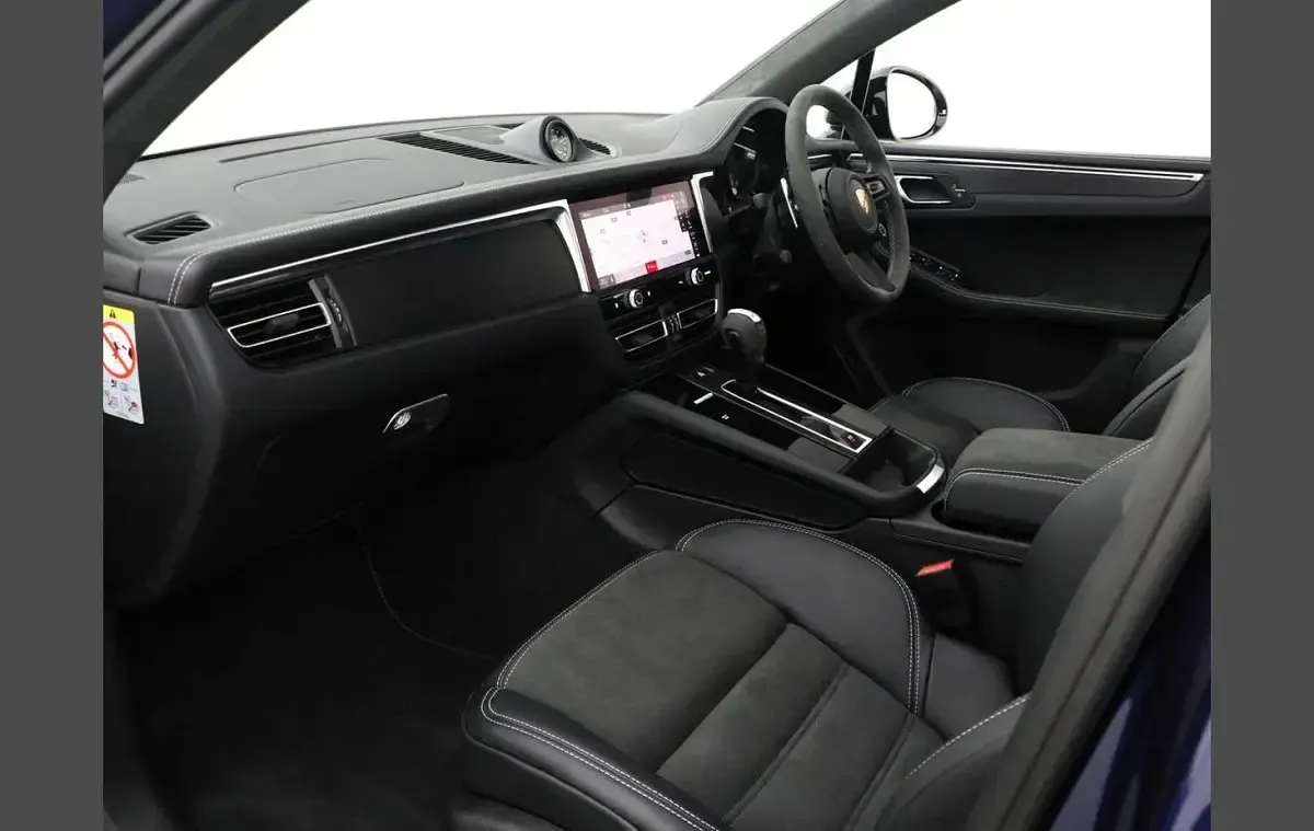 New Porsche Macan GTS 434 HP (319 kW) 2026 Blue SUV