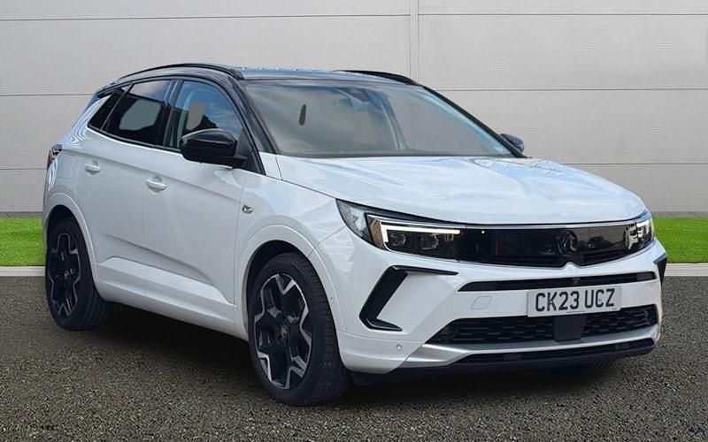 Used Vauxhall Grandland X Ultimate 131 HP (96 kW) 2023 White SUV