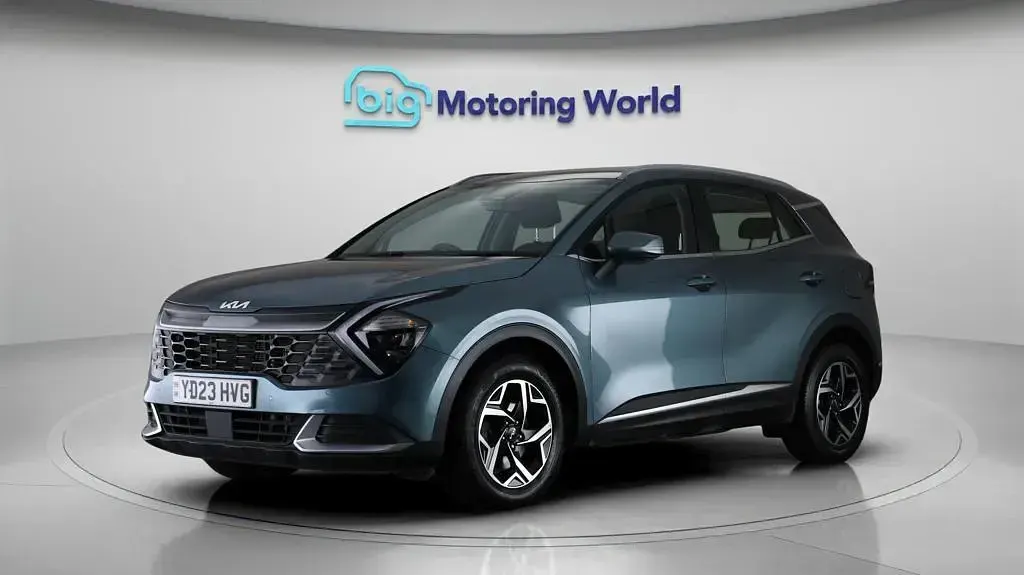Usado Kia Sportage 148 HP (108 kW) 2023 Cinzento SUV