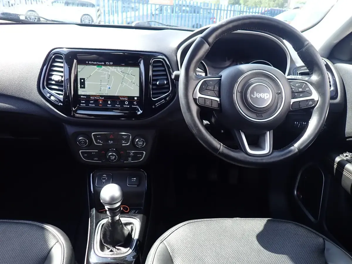 Used Jeep Compass Limited 140 HP (102 kW) 2019 Bronze SUV
