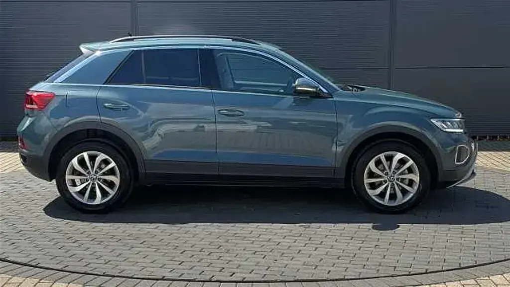 Begagnad VW T-Roc Match 150 HK (110 kW) 2025 SUV