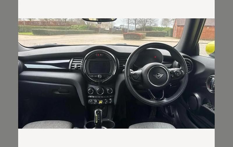 Used Mini Cooper S Level 2 135 kW (184 HP) 2020 Silver Hatchback