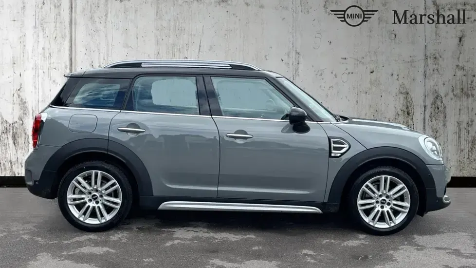 Used Mini Cooper Countryman Exclusive 134 HP (98 kW) 2019 Grey SUV