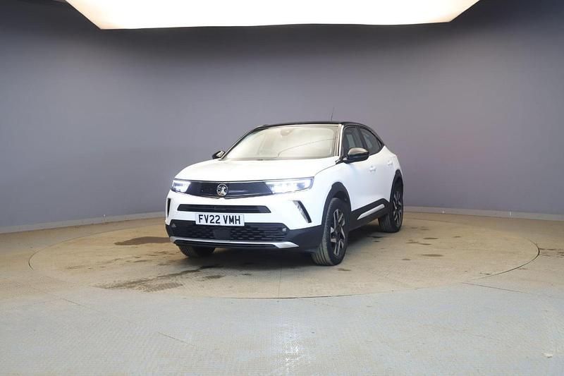 Second-hand Vauxhall Mokka Edition 99 CP (72 kW) 2022 Alb SUV
